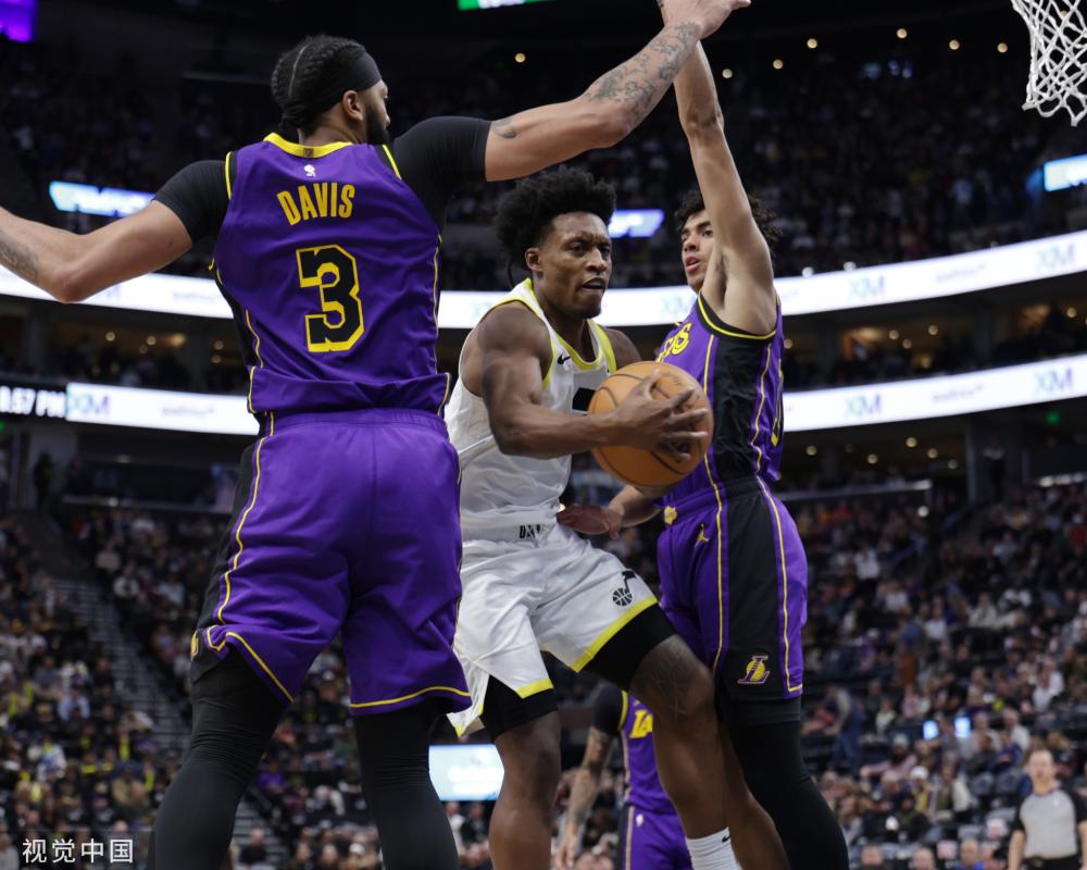 帮助他在比 帮助他在比