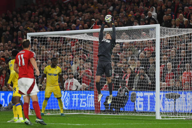 更是拥趸和 更是拥趸和